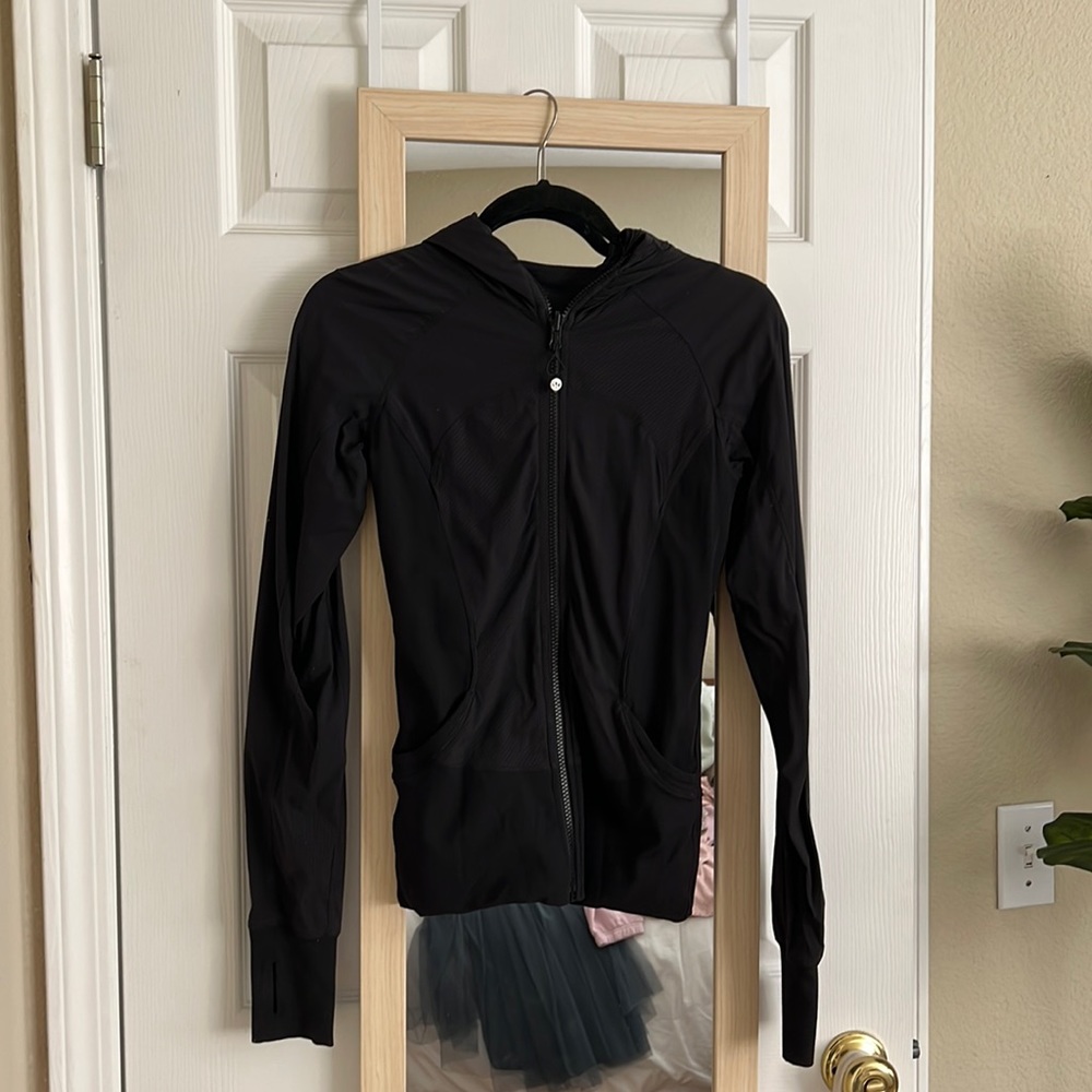 Lululemon On the Move/Define Hooded Reversible Jacket Size 4